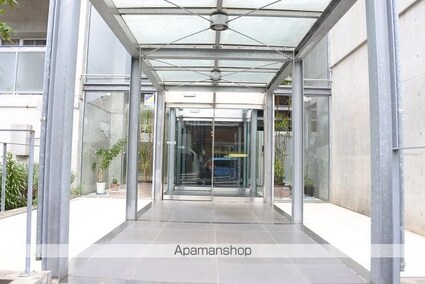 ＲＯＫＡ　ＴＥＲＲＡＺＺＡ[1K/34.46m2]のエントランス