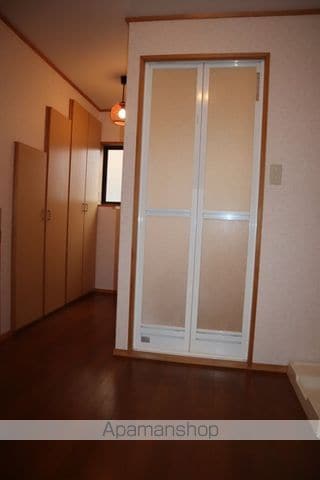 福岡市早良区 2階建 築30年の内装写真