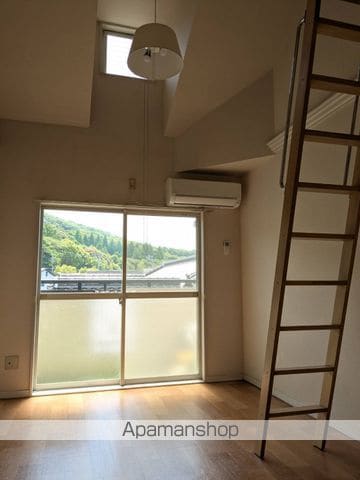 ロイヤル迫戸町の内装写真