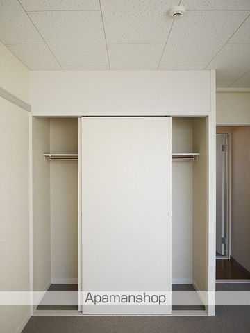 レオパレスドミール赤砂の内装写真