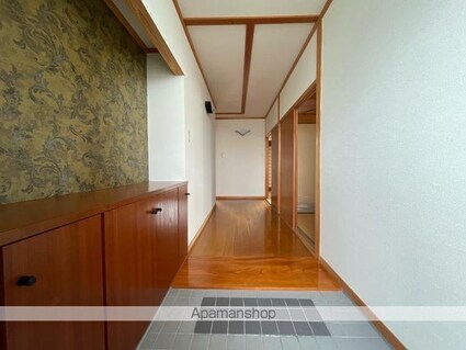 香川県高松市新北町[3LDK/109.9m2]の玄関
