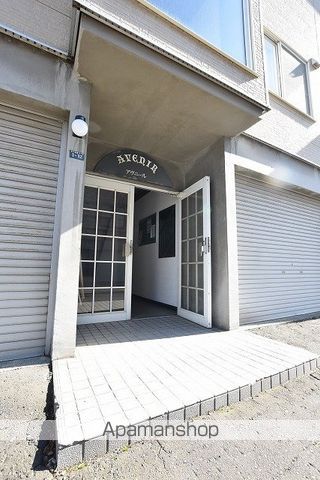 アヴニールの玄関写真