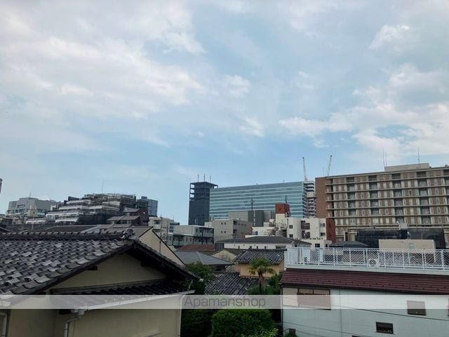 detached 東京都中野区野方１丁目4-7

地図を見る