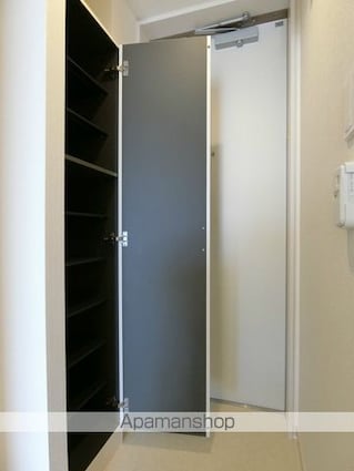 リブリ・ピアッツァ練馬高野台[1K/23.6m2]の玄関