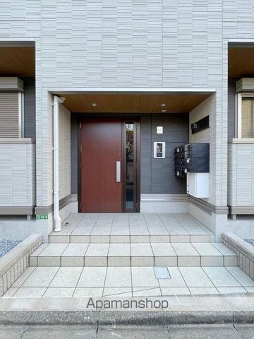アンジュール北町の玄関写真
