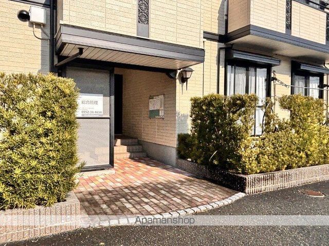カメリアの玄関写真