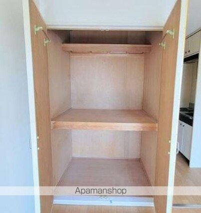 香川県高松市花ノ宮町１丁目[1K/22.75m2]の収納