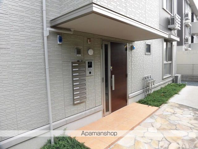 アルページュIIの玄関写真