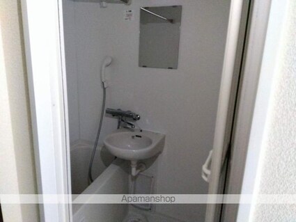 香川県丸亀市富士見町１丁目[1K/23.61m2]のバス