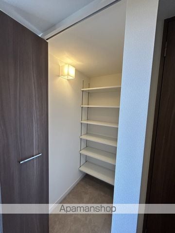 メイクス京橋川の内装写真