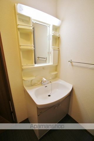 ステイトメント安宅 B棟の内装写真