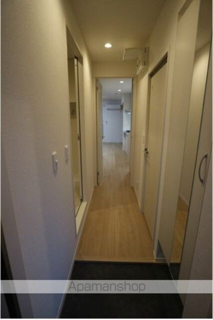 和歌山県和歌山市田中町２丁目[1LDK/41.7m2]の玄関