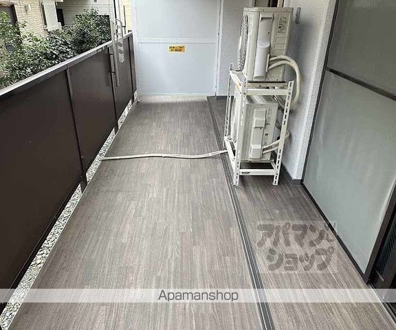 今井ドゥーズィエムの内装写真