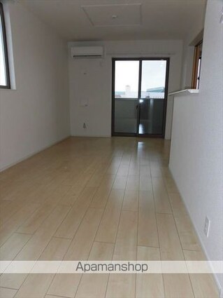 和歌山県和歌山市中野[2LDK/57.23m2]のリビング・居間