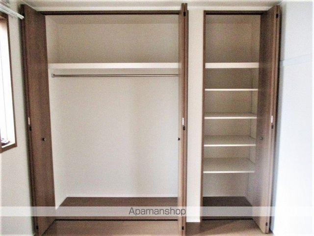 フィカーサ石神井町[1LDK/38.35m2]の収納