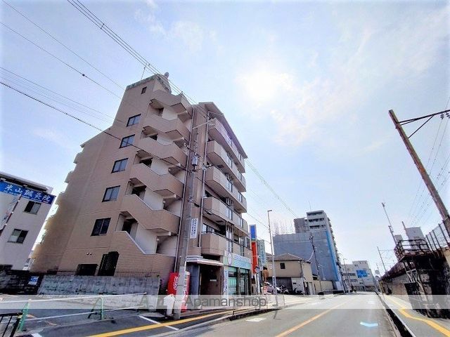 第11関根マンションの外観写真