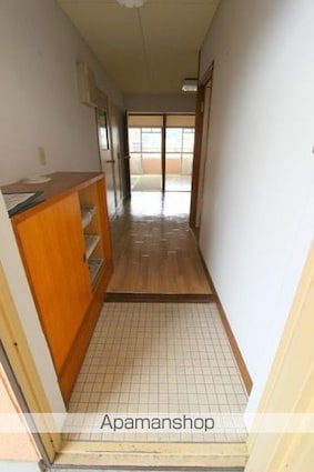 ウィスタリア昭和町[3DK/50.96m2]の玄関