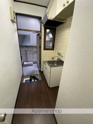 西武鉄道新宿線 沼袋駅 徒歩11分 2階建 築47年の内装写真