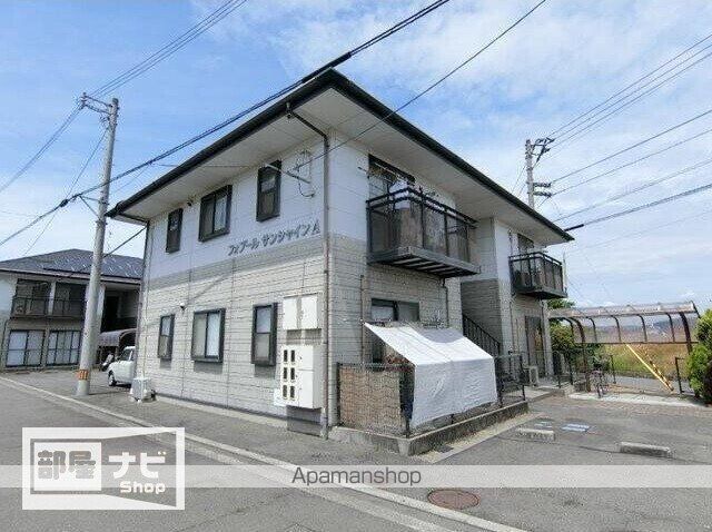 フォブールサンシャインAの玄関写真