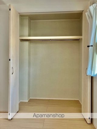 関町北戸建[3SLDK/100.19m2]の収納