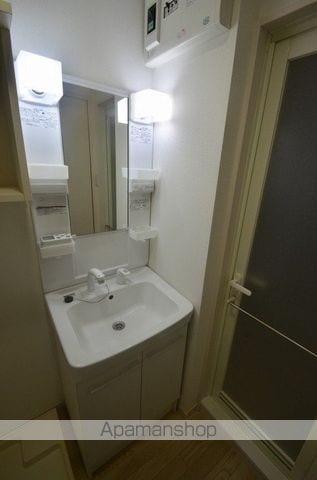 コンフォーザ下荒田の内装写真