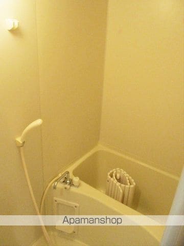ヨコハマKYTビルディングの内装写真