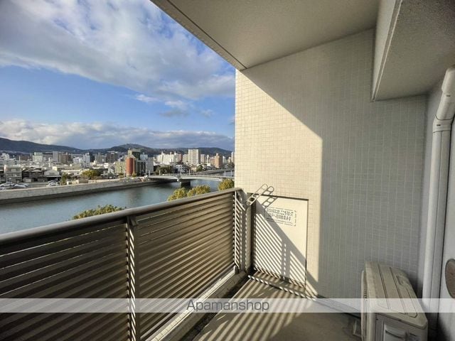 グラビスコート舟入中町の内装写真