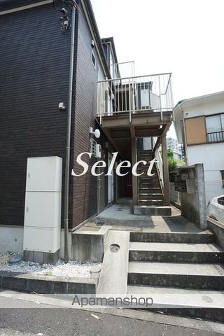 クレール六浦東の玄関写真