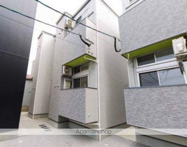 ビラージュ箱崎の外観写真