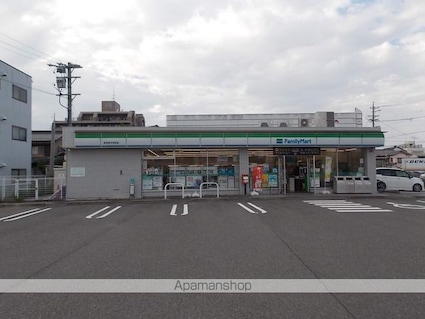 ラプラージュ[2DK/44.3m2]の周辺1