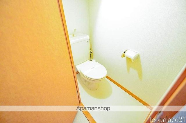 レオパレスラ フォレビオレットの内装写真