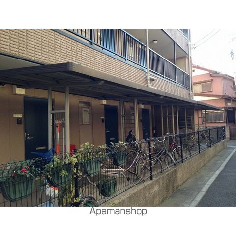 アンプルール フェール MANAの外観写真