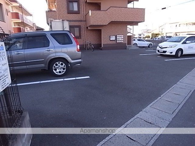 アルタ・ミラIIの玄関写真
