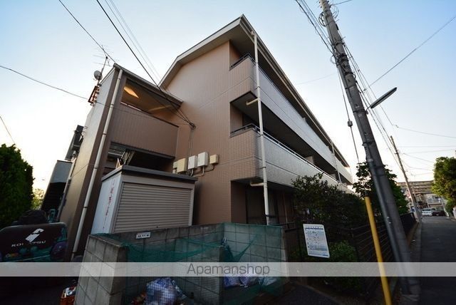 クレール秀光の玄関写真