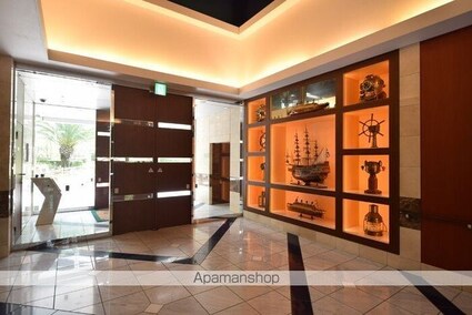 ロイヤルパークス豊洲[1R/40.56m2]のエントランス2