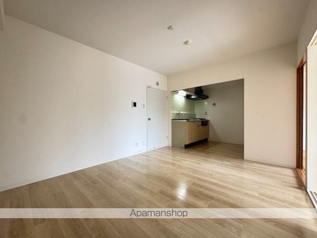 ブルースカイシモ[3DK/61.6m2]のリビング・居間