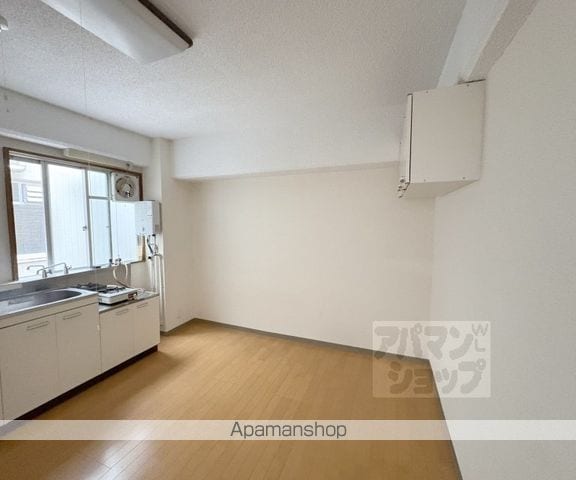 今出川マンションの内装写真