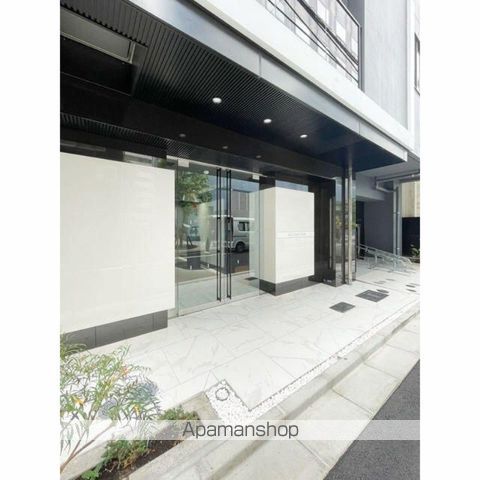 アジールコート浜松町の玄関写真