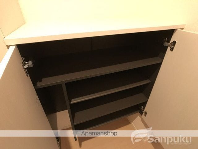 クローヌ・ド・フルールの内装写真
