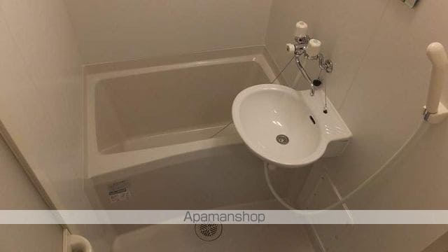 レオネクスト三宮の内装写真
