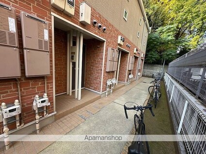 レオネクストミモザ[1K/27.06m2]の共用部3