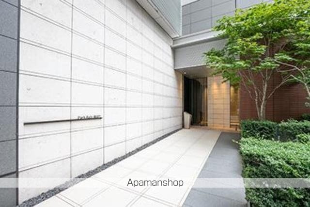パークアクシス御成門の玄関写真