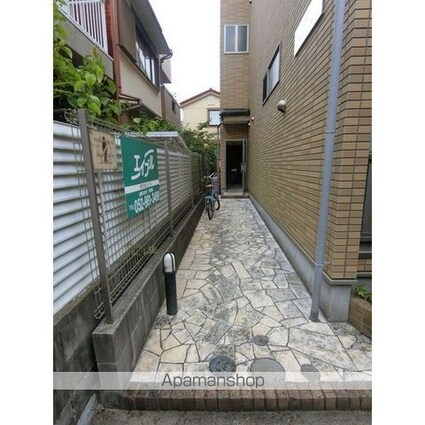 Ｇｒｅｅｎ　Ｃｏｕｒｔ[1K/20m2]のエントランス2