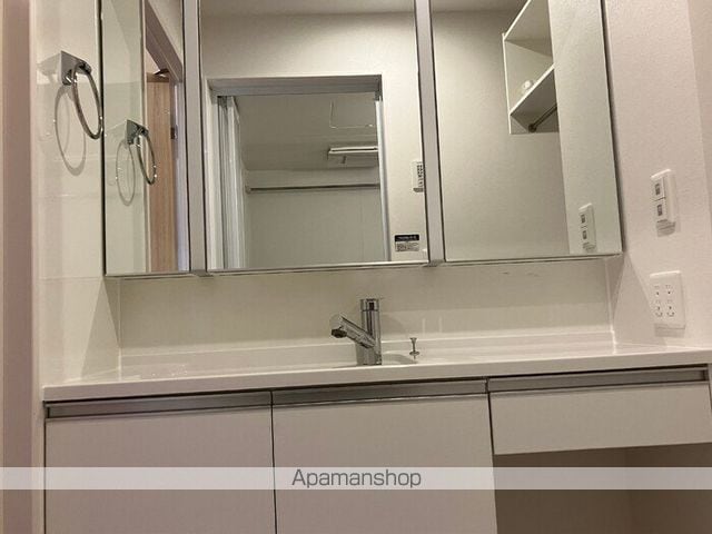 CREASの内装写真