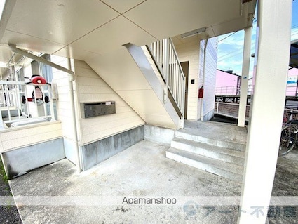 シティハイツ沖[3DK/50.16m2]のエントランス2