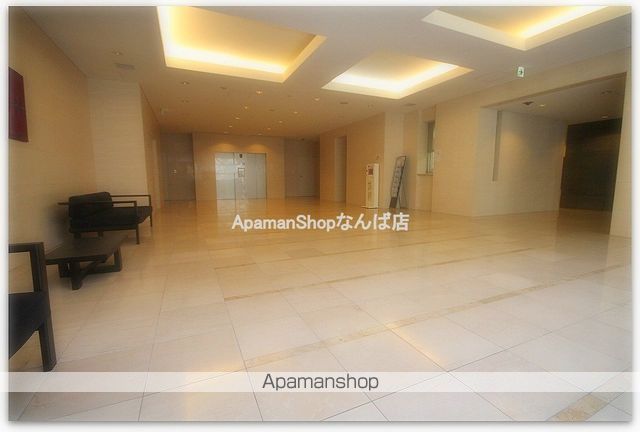 アーバンエース東心斎橋パルの玄関写真