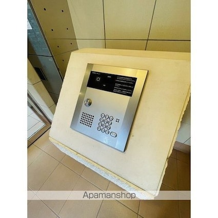 ル　ヴァンヴェール　目白[1K/25.6m2]のエントランス2