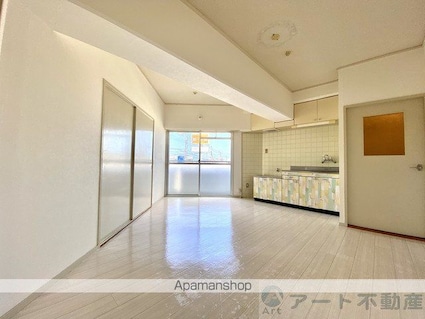 ヴィラクレール[1LDK/56.25m2]の内装1