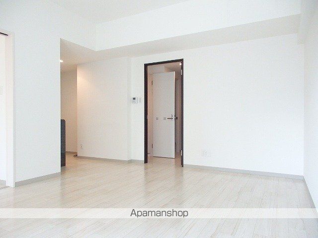 ノヴァ大通の内装写真