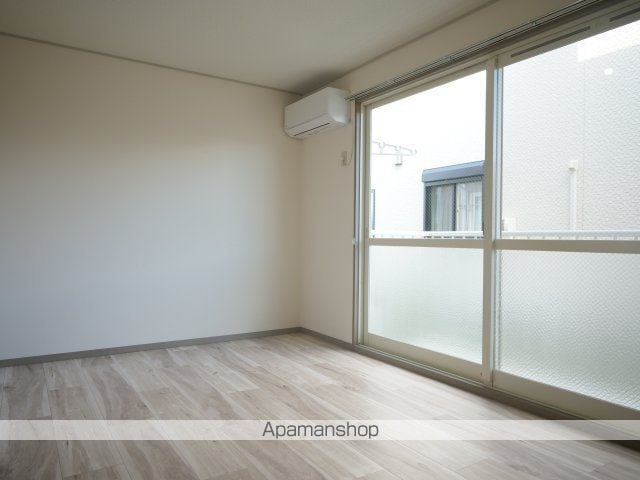 アドニスの内装写真